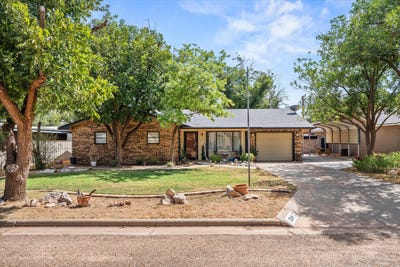 /international/us/2209-s-3rd-street-lamesa-tx-110110256201/
