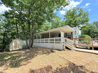 /international/us/438-dogwood-circle-traphill-nc-110100424553/