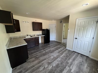 /international/us/525-sprague-avenue-kalamazoo-mi-110107379462/