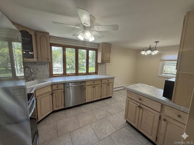 /international/us/48-eastover-drive-east-northport-ny-110108957509/