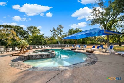 /international/us/730-e-mather-street-new-braunfels-tx-110104485013/