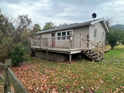 /international/us/83-sparrow-lane-rocky-gap-va-110102508240/