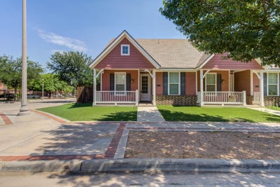 /international/us/2142-10th-street-lubbock-tx-110100865043/
