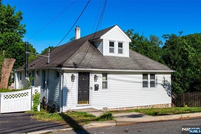 /international/us/20-yesler-way-hillsdale-nj-110108679264/