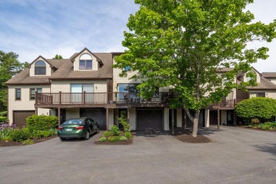 /international/us/411-ledgeview-drive-rochester-nh-110108803162/