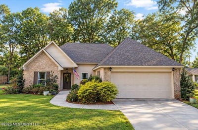 /international/us/304-brooks-avenue-pelahatchie-ms-110120499987/