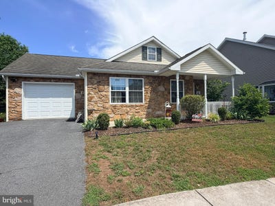 /international/us/220-patio-court-new-bloomfield-pa-110108873858/