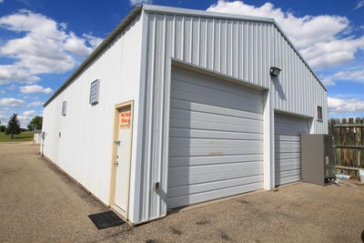 /international/us/1400-11-1-2-ave-sw-minot-nd-110109029719/
