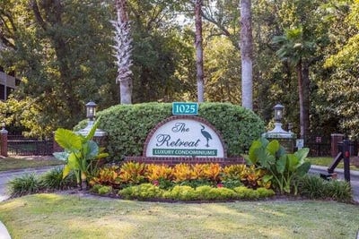 /international/us/1025-riverland-woods-place-charleston-sc-110108089629/