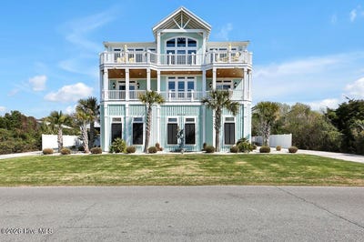 /international/us/4314-e-dolphin-drive-oak-island-nc-110106922429/