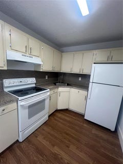/international/us/6141-w-22nd-ct-hialeah-fl-110108480722/