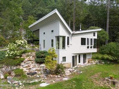 /international/us/324-park-st-great-barrington-ma-110101472918/?lang=en