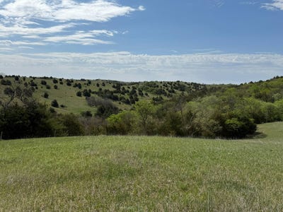 /international/us/230-acres-gregory-county-fairfax-sd-110108351827/