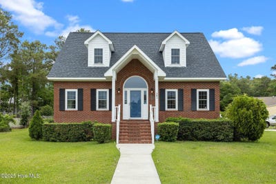 /international/us/281-bay-run-newport-nc-110099670486/
