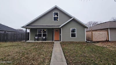 /international/us/1707-n-elm-street-pittsburg-ks-110107785728/