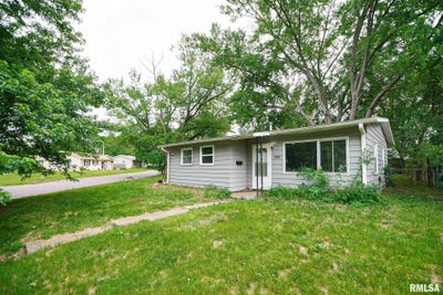 /international/us/1501-fenley-street-pekin-il-110108147687/