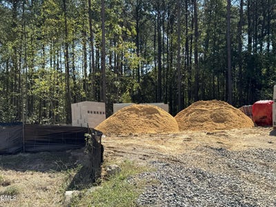 /international/us/4240-portola-drive-zebulon-nc-110120450412/