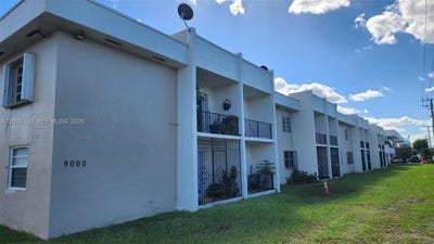 /international/us/9000-sw-24th-st-miami-fl-110108480299/