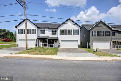 /international/us/305-grandview-ave-waynesboro-pa-110099736005/
