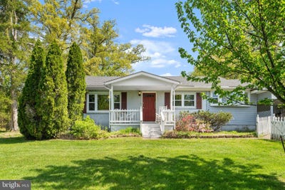 /international/us/9008-jameson-street-lorton-va-110107391649/