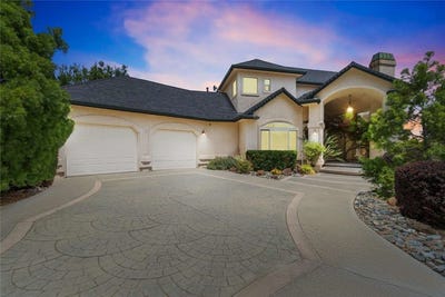 /international/us/15223-ledgewood-drive-redding-ca-110096070372/