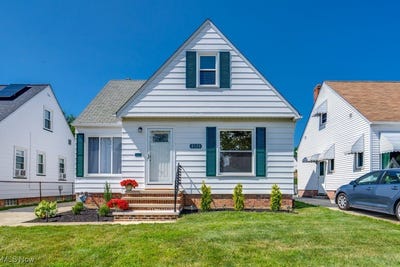 /international/us/8320-kenton-avenue-parma-oh-110100850941/