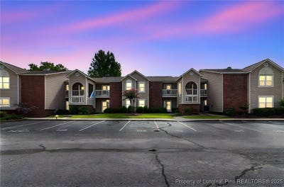 /international/us/681-bartons-landing-place-unit-1-fayetteville-nc-110101312083/