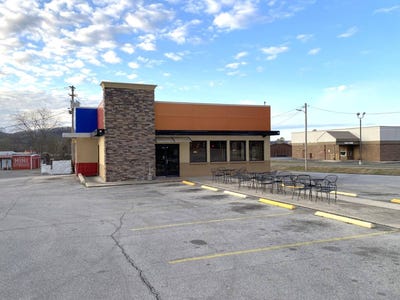 /international/us/1008-gainesboro-hwy-celina-tn-110096916008/?lang=zh-cn