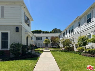 /international/us/15222-1-2-dickens-st-sherman-oaks-ca-110107730538/