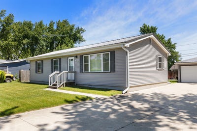 /international/us/604-grayton-road-kingsford-heights-in-110100219832/