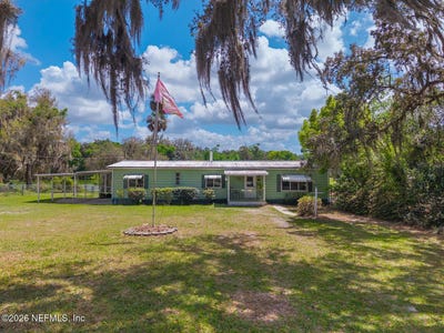 /international/us/215-saratoga-drive-satsuma-fl-110107254139/