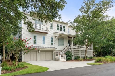 /international/us/55-seagrass-lane-isle-of-palms-sc-110100475223/