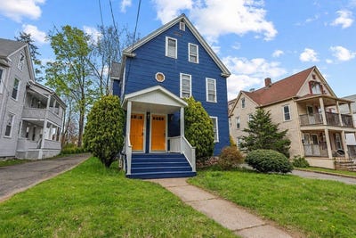 /international/us/85-87-hitchcock-st-holyoke-ma-110107653952/