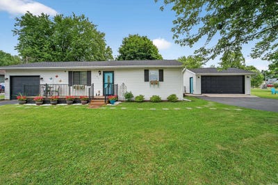 /international/us/470-lincoln-court-evansville-wi-110100851857/