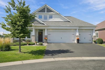 /international/us/8620-irving-circle-n-lake-elmo-mn-110110332520/