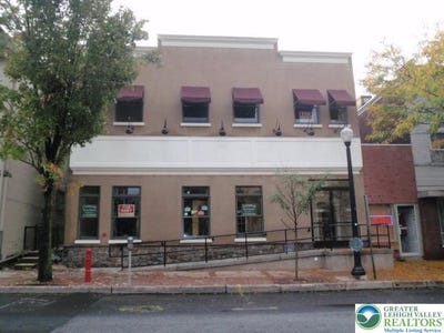 /international/us/128-w-4th-street-bethlehem-city-pa-110106478783/