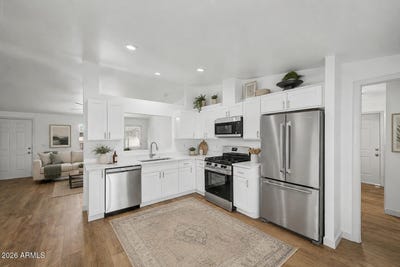 /international/us/7130-n-68th-drive-glendale-az-110107953476/