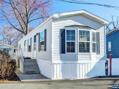 /international/us/17-e-6th-street-moonachie-nj-110106721131/