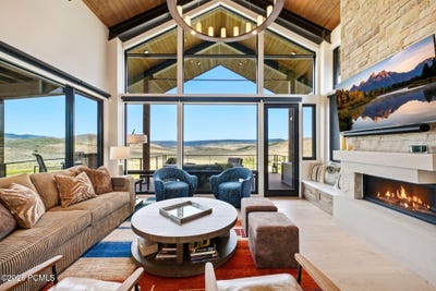 /international/us/4045-e-coopers-hawk-loop-kamas-ut-110109135120/