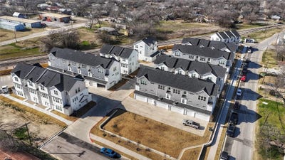 /international/us/525-w-collins-street-stephenville-tx-110105805666/