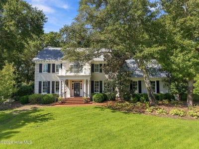 /international/us/1924-london-lane-wilmington-nc-110120038826/