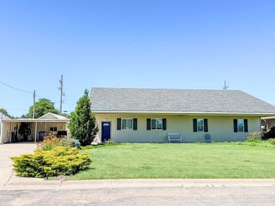 /international/us/1116-s-1st-stockton-ks-110106070655/