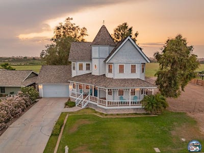 /international/us/1023-crestview-dr-brawley-ca-110099962430/