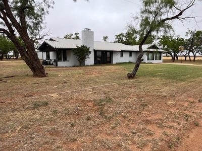 /international/us/155-county-road-409-roby-tx-110108204399/