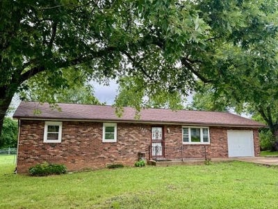 /international/us/1435-w-3rd-street-west-plains-mo-110109142812/