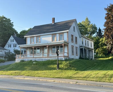 /international/us/105-main-street-bucksport-me-110100627603/