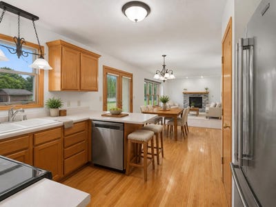 /international/us/509-gold-coast-lane-evansville-wi-110119594820/