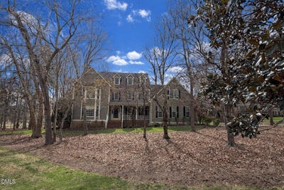 /international/us/101-abbotsford-court-durham-nc-110105387847/