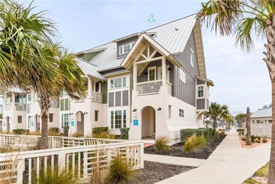/international/us/142-sabal-lane-port-aransas-tx-110105954610/