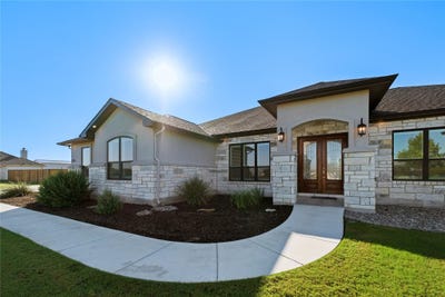 /international/us/955-inka-rd-salado-tx-110120409371/
